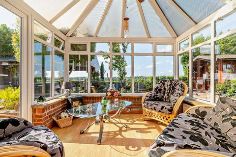 4 bedroom detached house for sale, Middlecliff Lane, Little Houghton, South Yorkshire