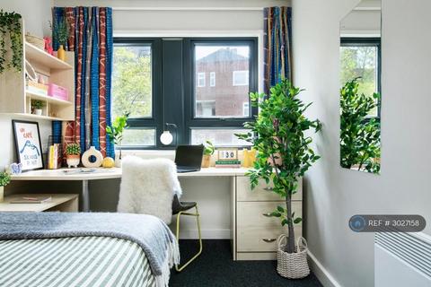undefined, Rahere Court, London, E1