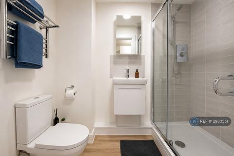 Studio to rent, Neal Drive, Cambridge, CB4