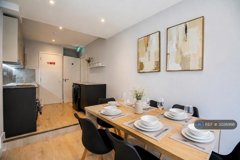 Apartment in London - View 4