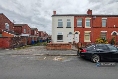 3 bedroom terraced house to rent, Peter Street, Ashton-In-Makerfield, Wigan, WN4
