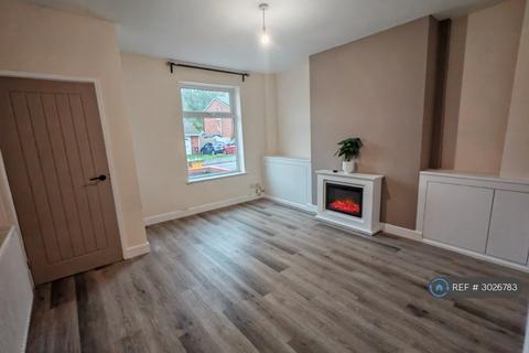 3 bedroom terraced house to rent, Peter Street, Ashton-In-Makerfield, Wigan, WN4