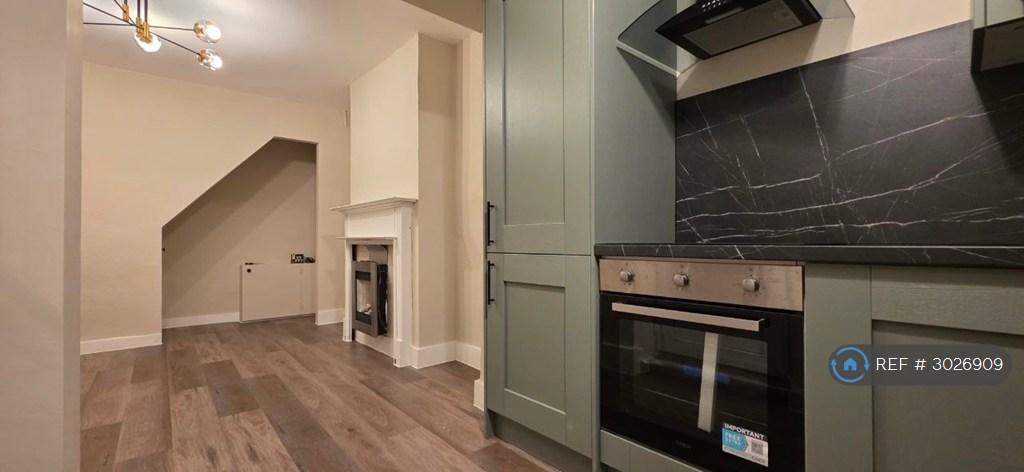 House in London - View 3