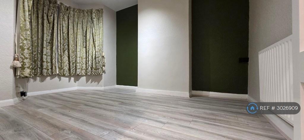 House in London - View 5
