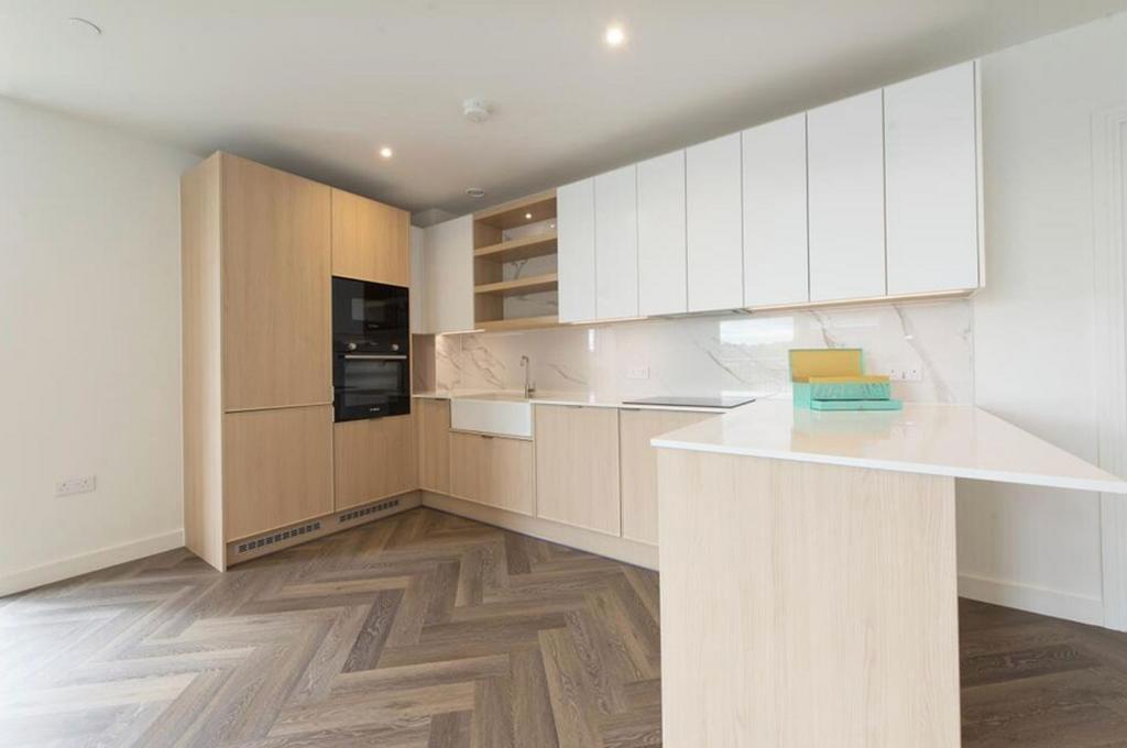 Apartment in London - View 5
