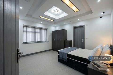 1 bedroom in a house share to rent, Tunstall, Stoke-On-Trent, ST6