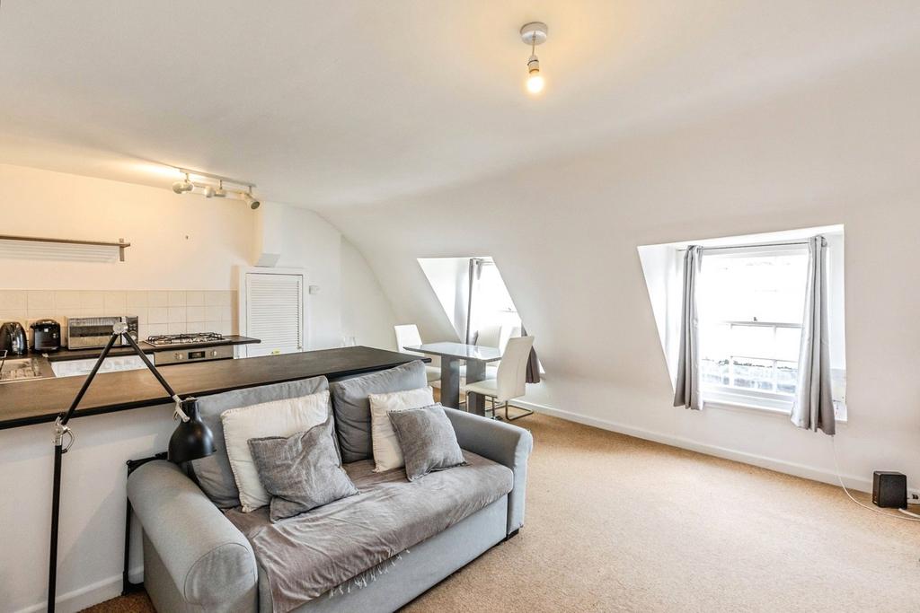 House in Bristol, Tyndall's Park, Spike Island - View 3