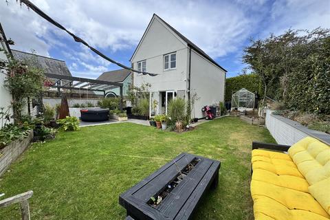 3 bedroom detached house for sale, Wheal Albert Road, Goonhavern