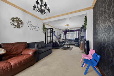 undefined, Willow Gardens, Hounslow