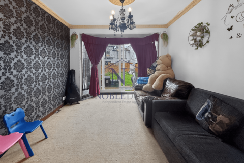 undefined, Willow Gardens, Hounslow