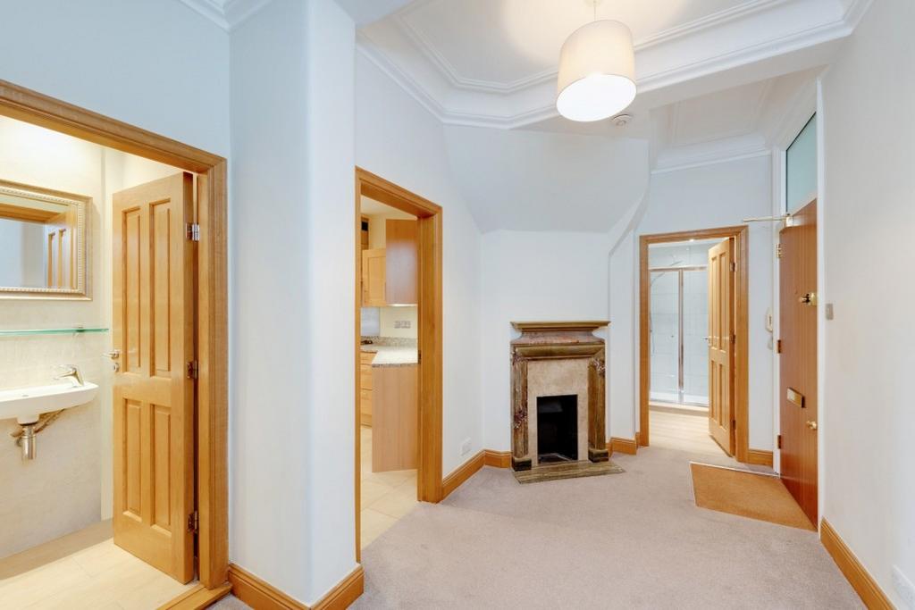 Apartment in London - View 3