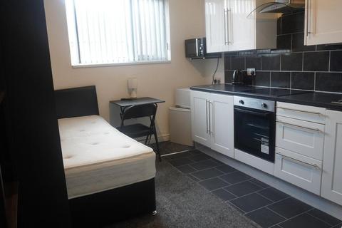1 bedroom in a house share to rent, Flat 1, 74 Borough Road, Middlesborough