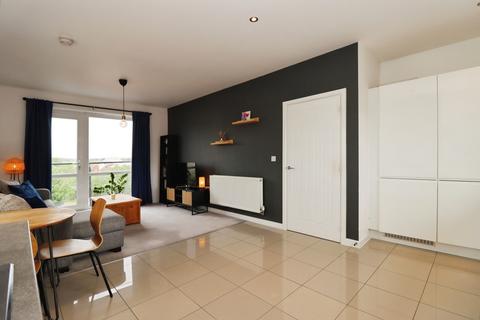 2 bedroom flat for sale, Buttercup Crescent, Emersons Green, Bristol, BS16