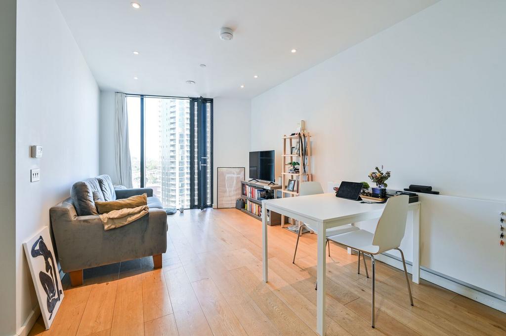 Apartment in London - View 3