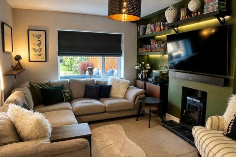 4 bedroom semi-detached house for sale, Western Avenue, Peterborough