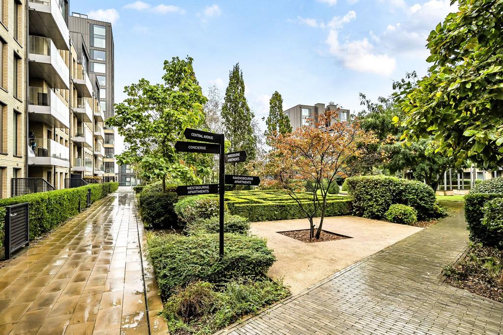 Apartment in London - View 5