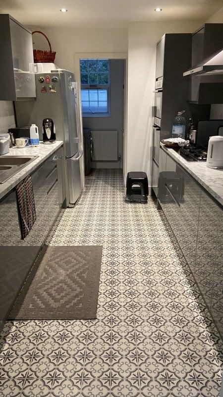 House in London - View 5