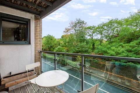 1 bedroom flat for sale, Denmark Hill, London, SE5