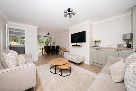 undefined, Nightingale Drive, Camberley GU16