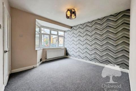 3 bedroom terraced house to rent, Salt Hill Way, Slough SL1