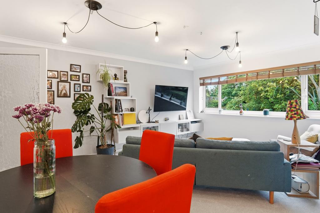 Apartment in Leeds - View 5
