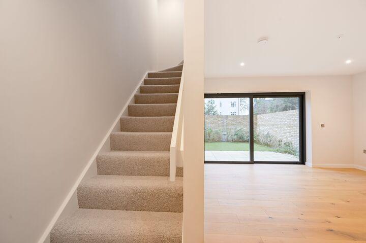 Apartment in London - More
