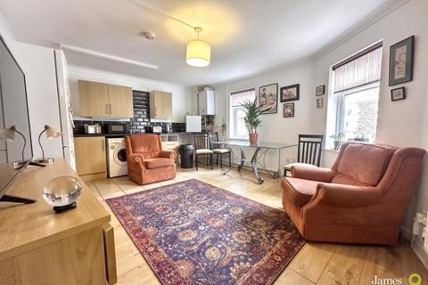 1 bedroom flat for sale, Railway Street, Cardiff CF24