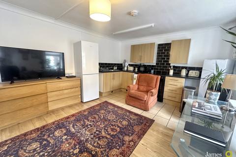 1 bedroom flat for sale, Railway Street, Cardiff CF24