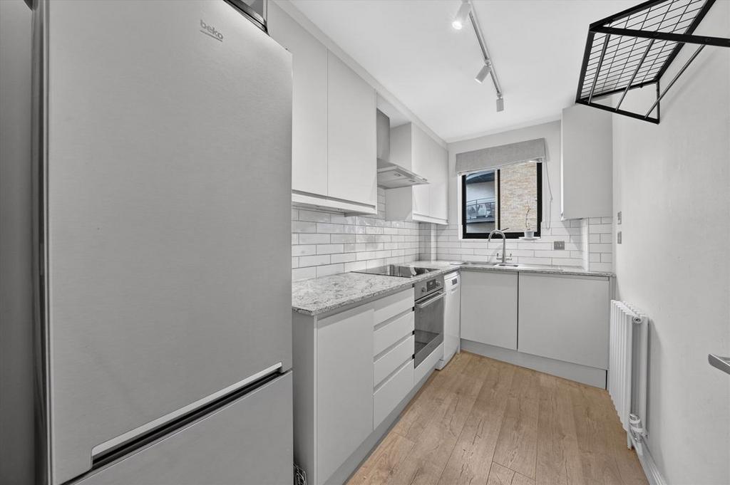 Apartment in London - View 3