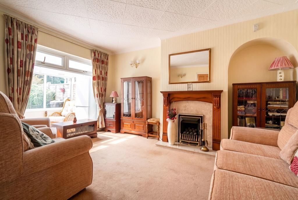 House in Solihull, Shirley - View 2