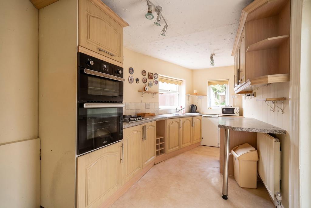 House in Solihull, Shirley - More
