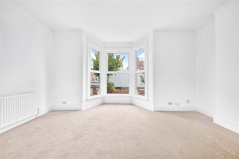 4 bedroom house for sale, Douglas Road, Ilford