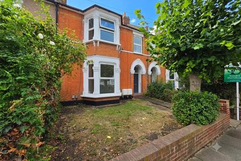 4 bedroom house for sale, Douglas Road, Ilford
