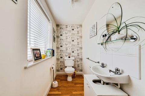 4 bedroom detached house for sale, Fern Lane, Carterton
