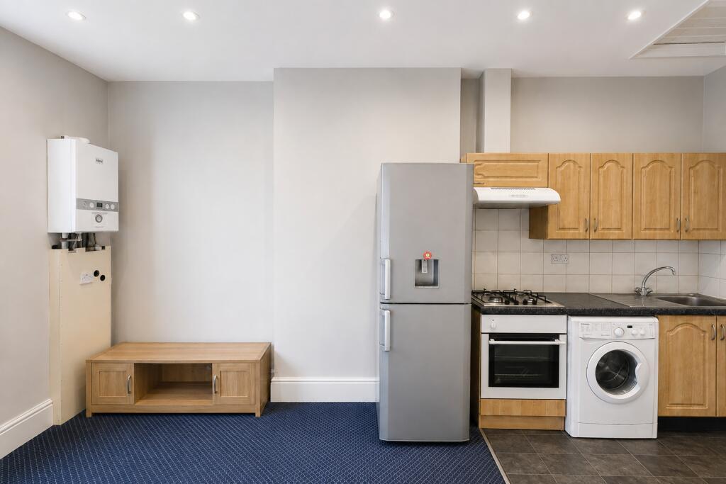 Apartment in London - View 2