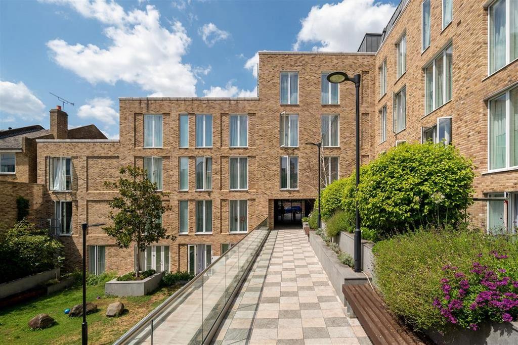 Apartment in London