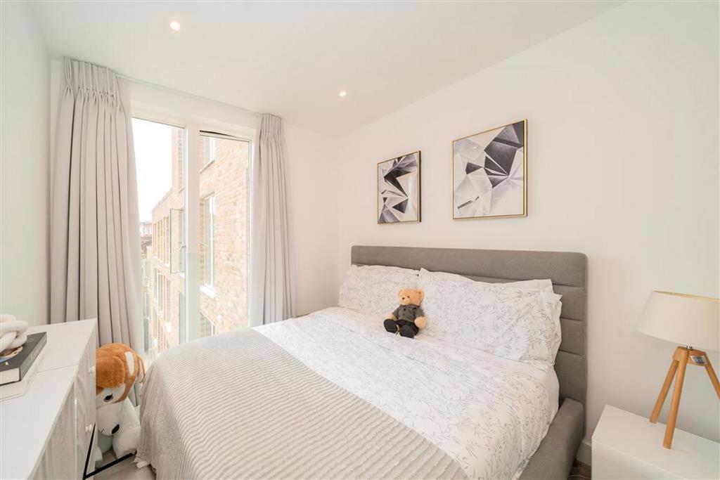 Apartment in London - View 3