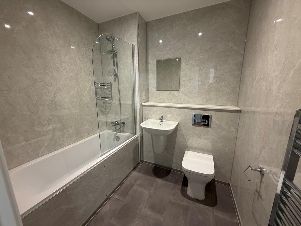 House in Leicester, St Matthew's - View 4