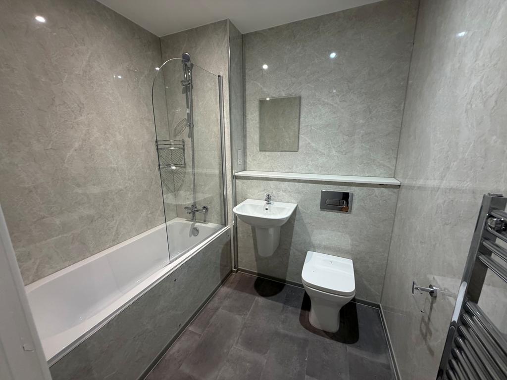 House in Leicester, St Matthew's - View 5