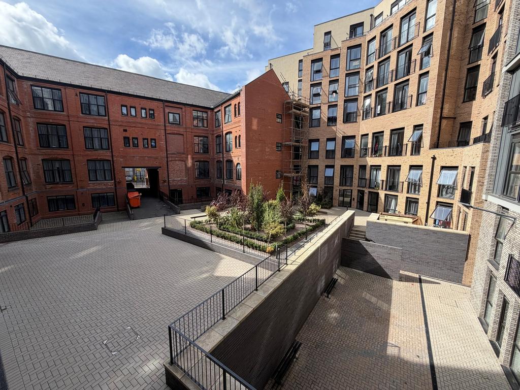 Apartment in Leicester, St Matthew's - More