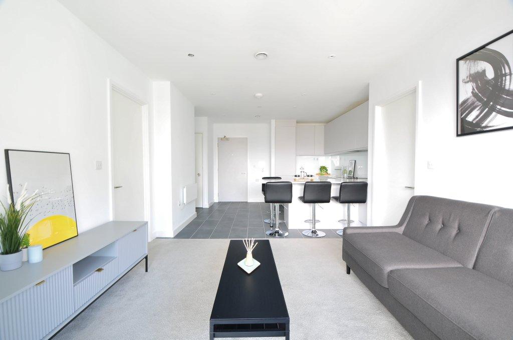 Apartment in Manchester, City Centre - View 5