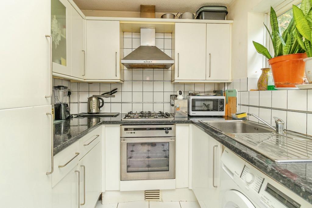 House in Milton Keynes - View 4