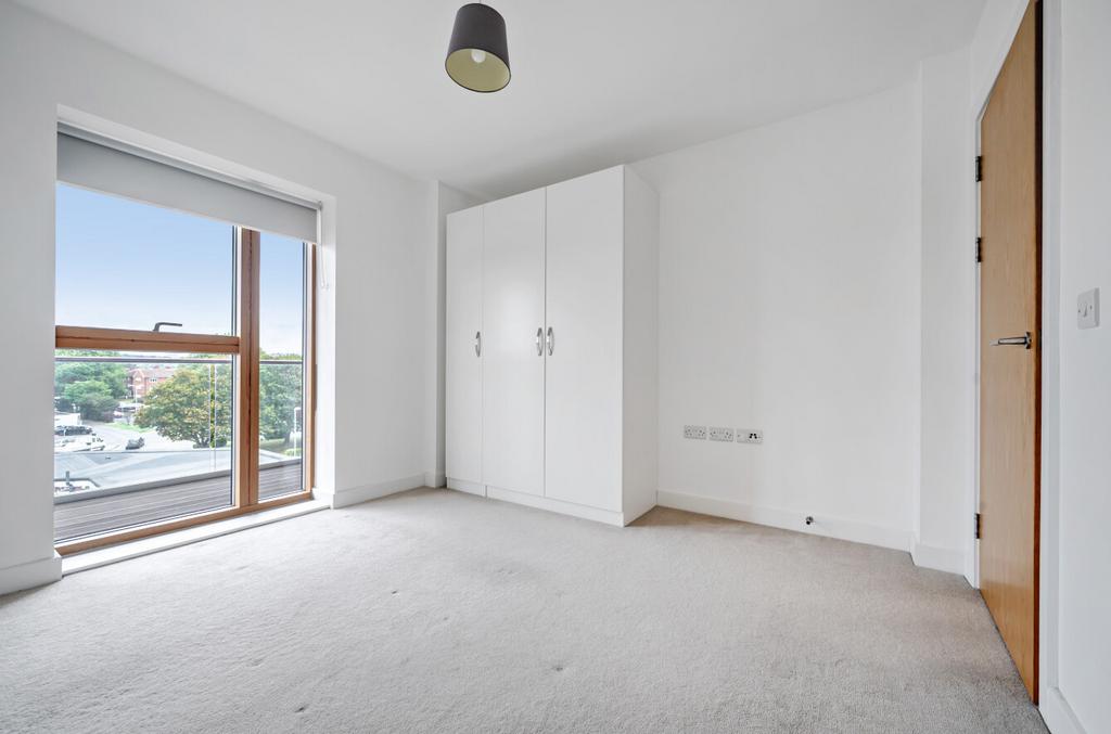 Apartment in Worthing, West Sussex - View 5