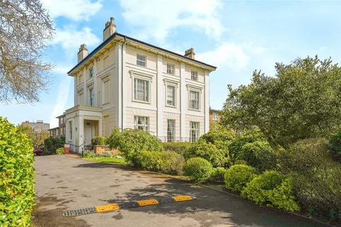 2 bedroom flat to rent, Pittville Circus Road, Cheltenham, GL52