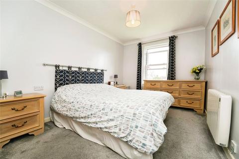 2 bedroom flat to rent, Pittville Circus Road, Cheltenham, GL52