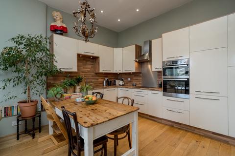 undefined, 1/6 Waters Close, The Shore, Edinburgh, EH6 6RB