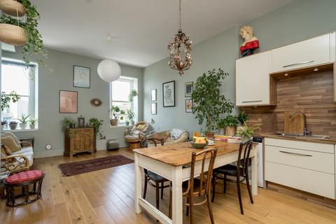 undefined, 1/6 Waters Close, The Shore, Edinburgh, EH6 6RB