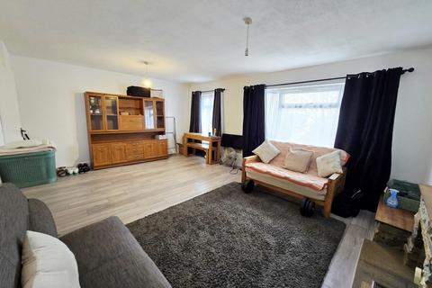 2 bedroom apartment to rent, Newgatestreet Road, Goffs Oak, WALTHAM CROSS
