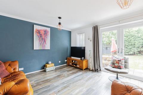 2 bedroom semi-detached house for sale, Russell Close, Long Itchington, Southam