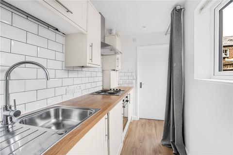 2 bedroom terraced house to rent, Wellington Street, Oxford, Oxfordshire, OX2